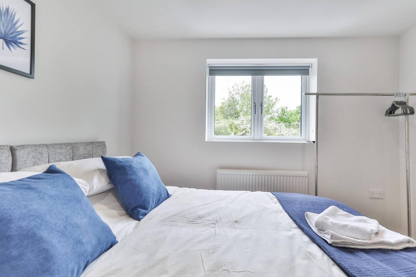 Newly Renovated 3 Bed 2 Bath Apartment & Parking Sheffield Extérieur photo
